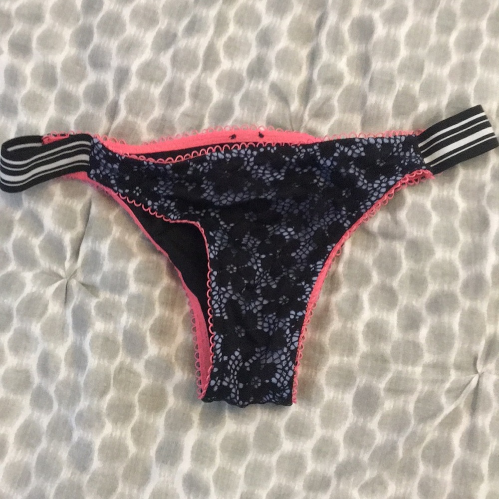 Victoria secret itsy bottom